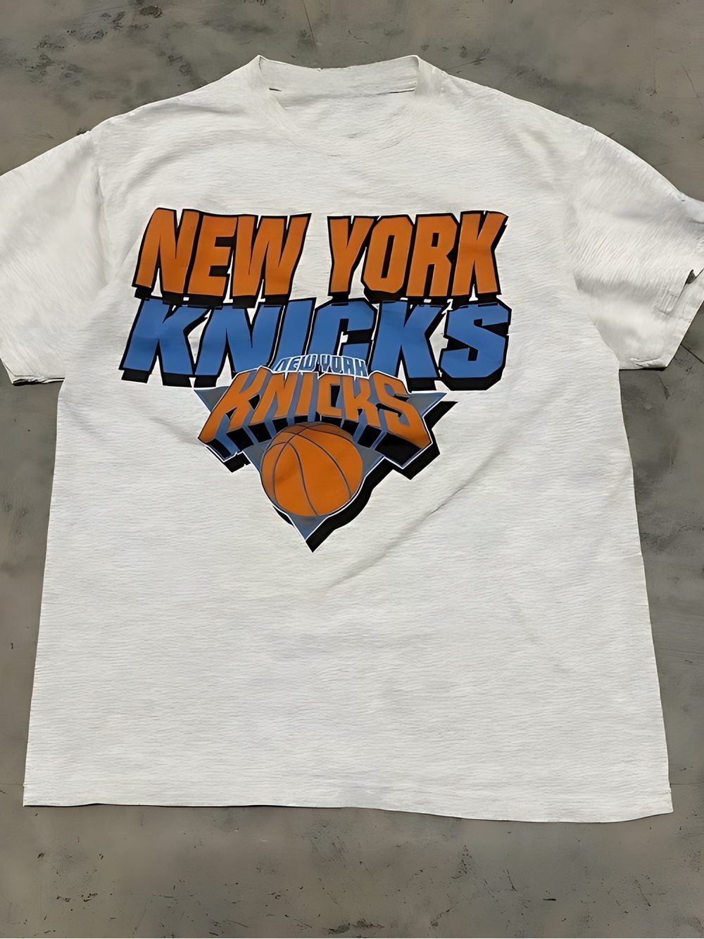 90S New York Knicks Logo Athletics Graphic T Shirt
